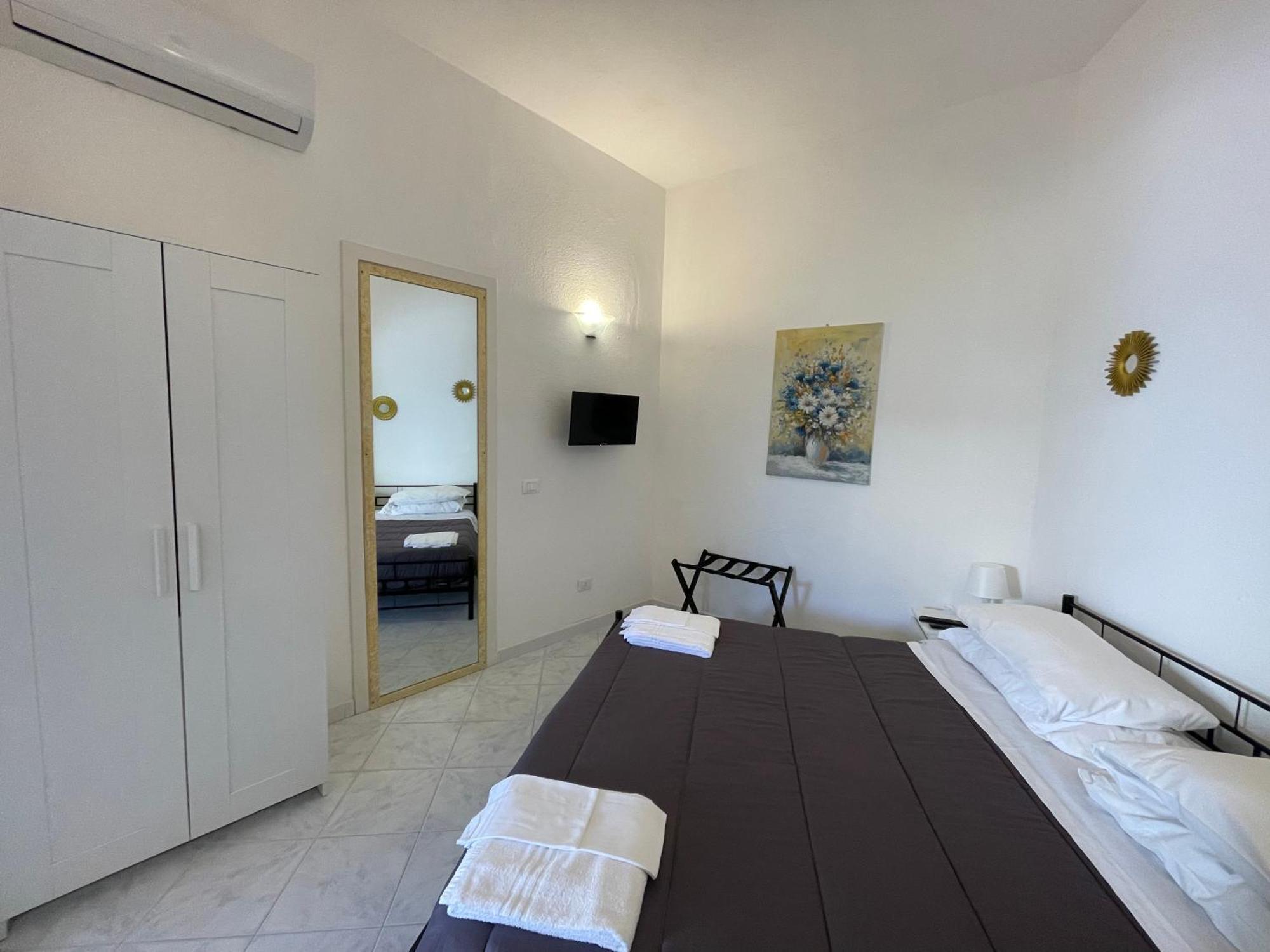 Garden Apartments Ischia Super Centrale Forio di Ischia 外观 照片